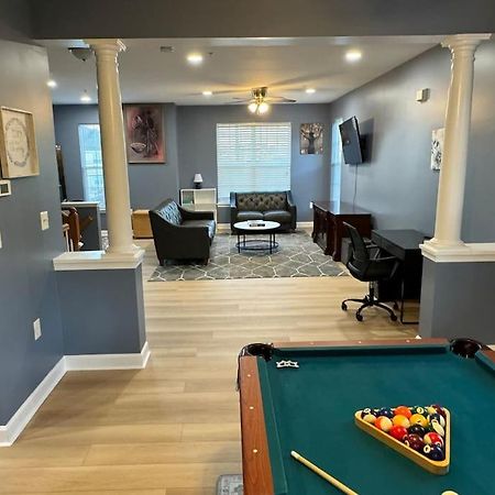 Entire Nw Stadium Home With Pool Table And Parking Washington Extérieur photo